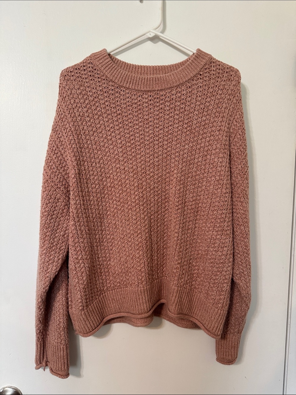 Universal Thread Mauve-Pink Textured Crewneck Sweater